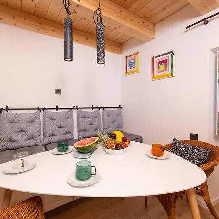 Apartman Little House *