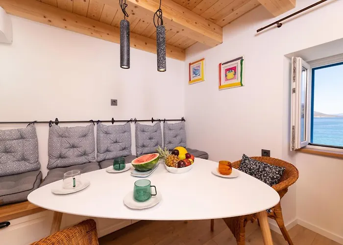 Apartament Little House *